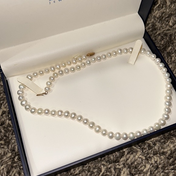 pearl necklace - Picture 4 of 4